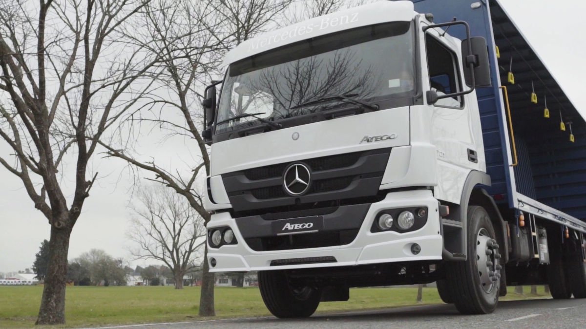 Conocé el nuevo Mercedes Atego 1721 automatizado que llega a Mendoza