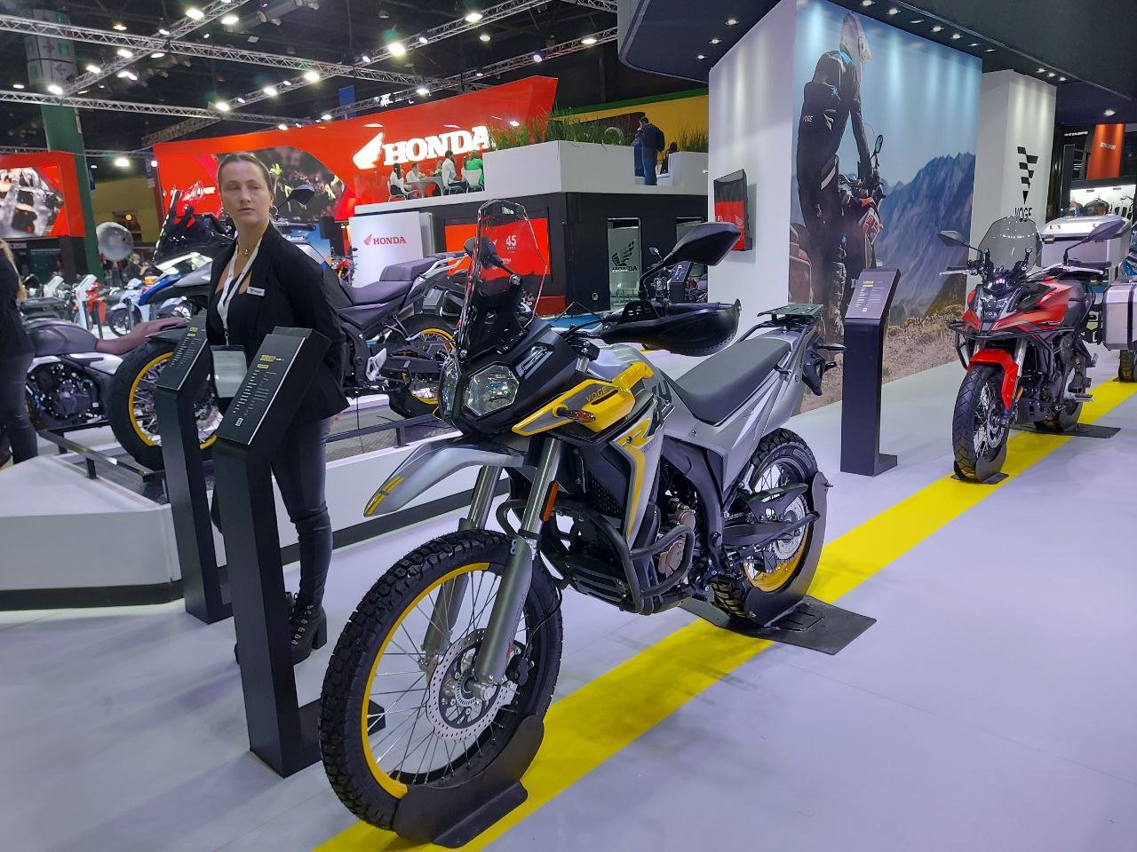 Del SR4 Max a la 900DS, todas las novedades que dejó Voge en el Salón Moto