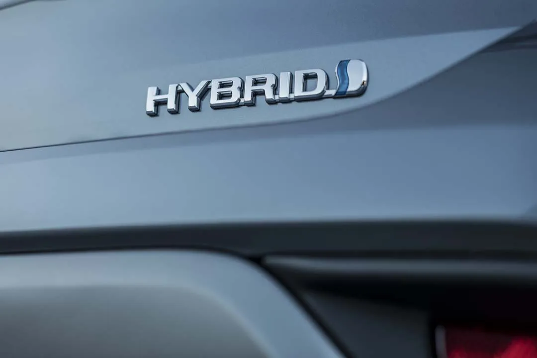 Híbridos: precios de Toyota Corolla Cross, Ford Maverick y más