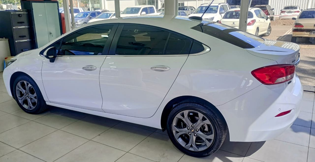 Oportunidad: imperdible Chevrolet Cruze 2023 con pocos kilómetros y gran precio